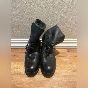 Women’s Sporto Boots Size 10